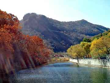 2025-12-03 10:35 sol 买入 4，价格 121